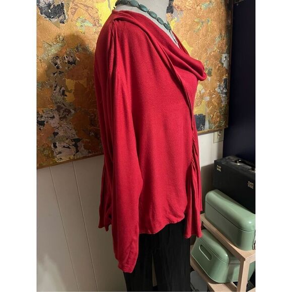 APU A People United Dramatic Red Draped Soft Long Sleeved Tunic Amazing! Gen M - Picture 3 of 7